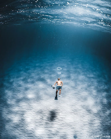 Bubble Rings - Underwater